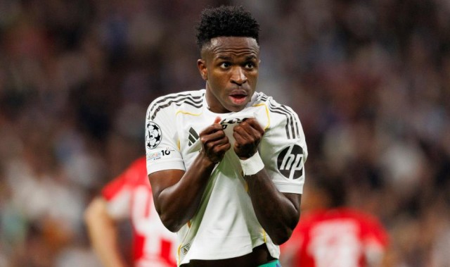 柠檬体育直播-皇马主场2-1击败本菲卡 总比分3-1淘汰对手晋级16强