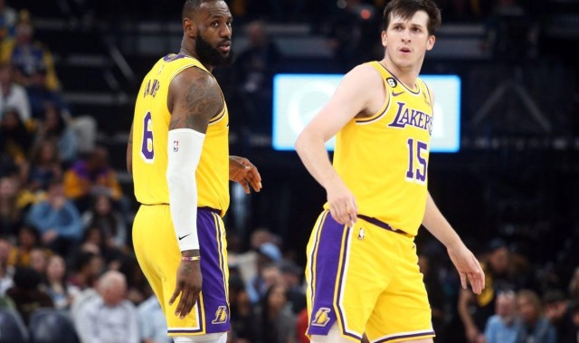 柠檬体育直播中超直播-26-22！这就是里夫斯和詹姆斯的区别，湖人二当家已有答案